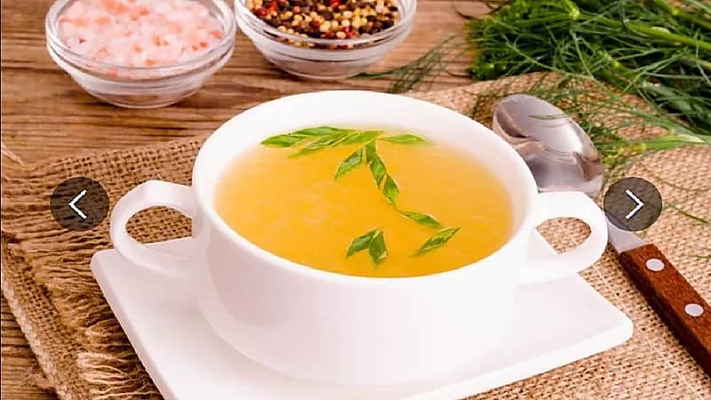 اختصاصية تغذية تحذر من أضرار حمية السوائل