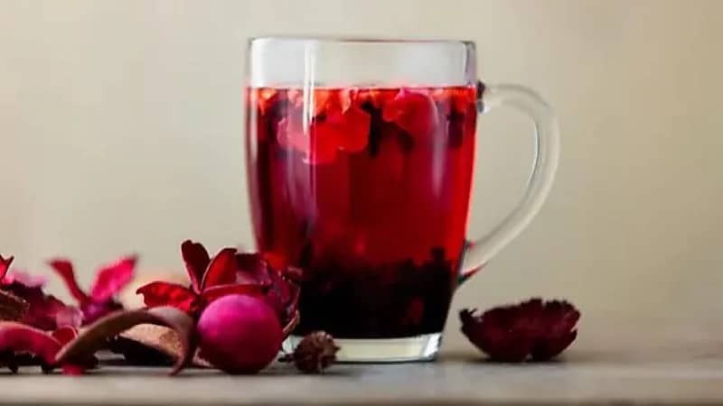 الخضيري: الكركدية يخفف من التوتر ويساعد في محاربة الدهون