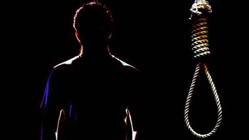 طالب ينهي حياته داخل مسجد قبيل الامتحانات