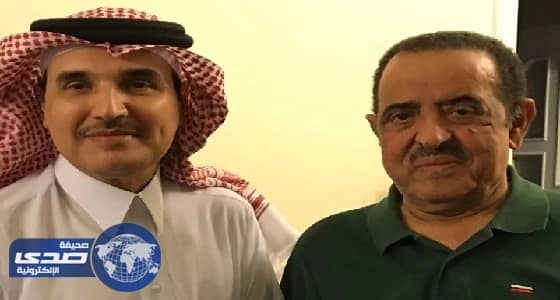 بالصور.. الدكتور الشهري يزور إلإعلامي الكبير غالب كامل