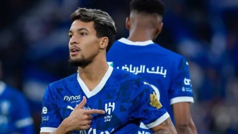 ساو باولو يقترب من ضم ليوناردو