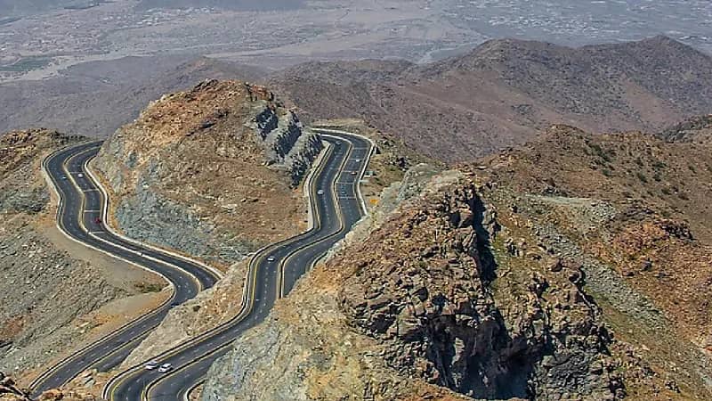 إغلاق طريق الهدا مؤقتًا في الاتجاهين