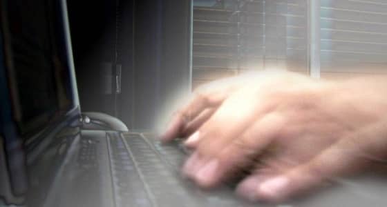 السجن 10 سنوات وغرامة 5 ملايين ريال عقوبة إنشاء موقع لشخص إرهابي