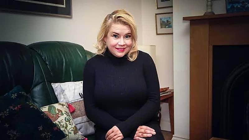 مذيعة بريطانية تتنبأ بوفاتها قبلها بيوم