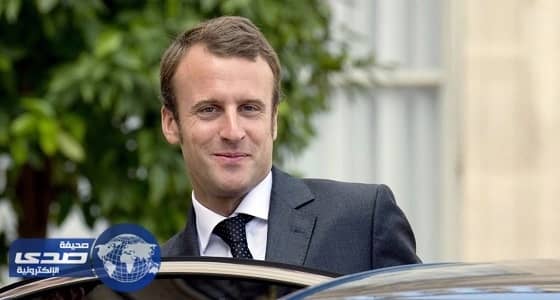 مرشح اليسار الخاسر بالانتخابات الفرنسية يدعو أنصاره للتصويت لإيمانويل ماكرون