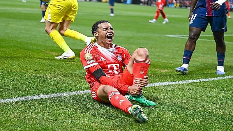 بيلد: إصابة موسيالا تبعده عن الملاعب حتى نهاية 2025