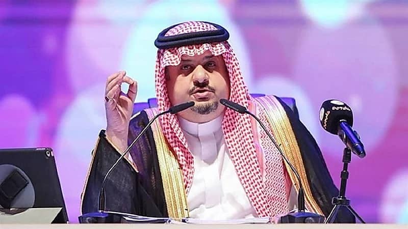 عبدالرحمن بن مساعد يعلن موعد إصدار ديوانه الأول