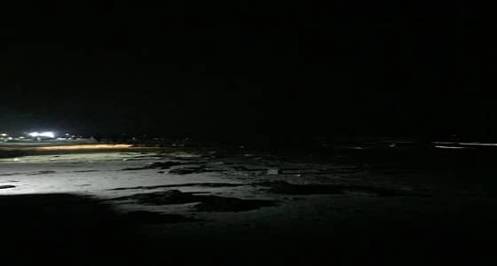 أسرة تعثر على طفلها بعد اختفائه على شاطئ الشقيق