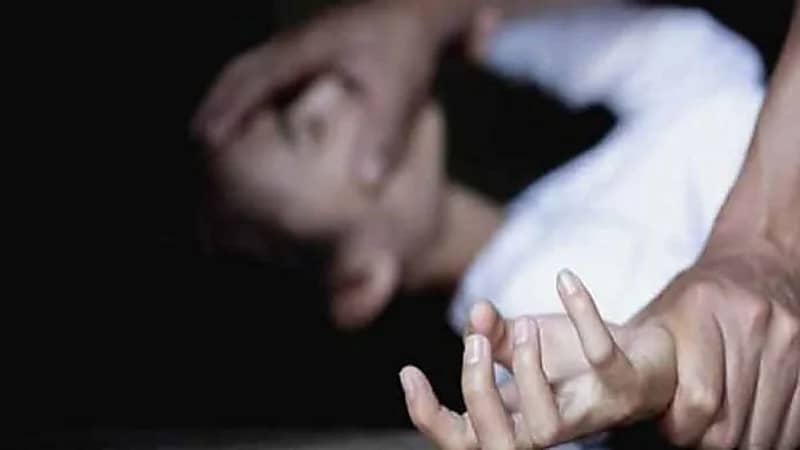 واقعة صادمة.. استدراج واعتداء جنسي على فتاة من ذوي الهمم .. فيديو