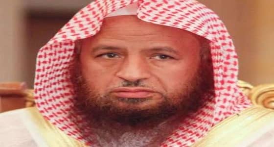 بالفيديو.. " الخضير " يوضح حكم ركوب المرأة السيارة مع السائق