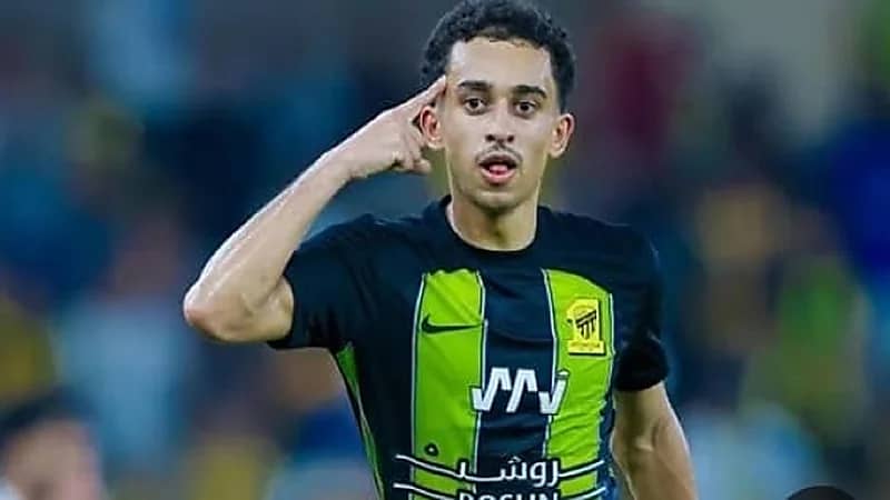 الغامدي ينتظر عرض كبير للرحيل عن الاتحاد