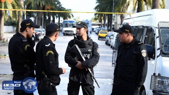 ملهى ليلى تونسي يبث الأذان ممزوجًا بالموسيقى