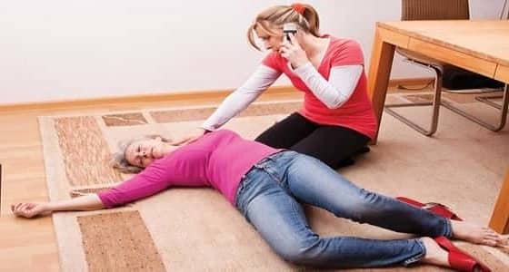 4 نصائح هامة لإسعاف فاقدي الوعي