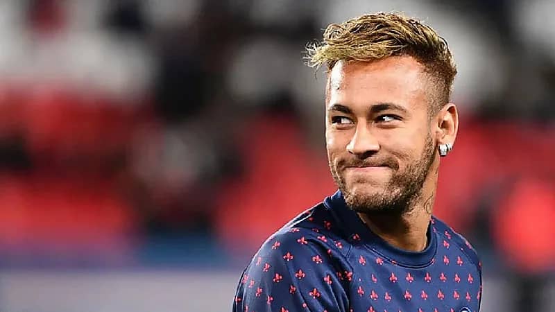 إسقاط جميع تهم الاحتيال والفساد عن نيمار