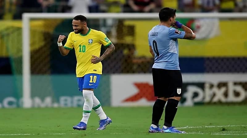بالصور.. البرازيل تقترب من المونديال بعد فوز ساحق على أوروغواي