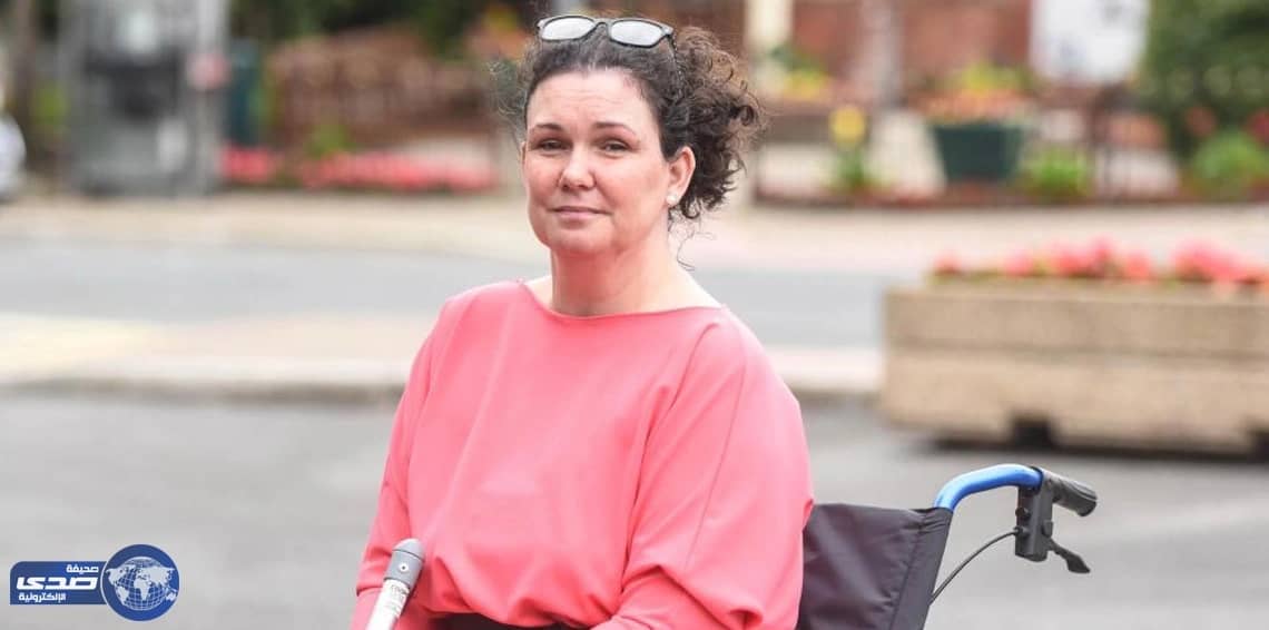 بالفيديو.. مٌصممة ديكور تستيقظ كل صباح لتكتشف تحدثها بلغة جديدة