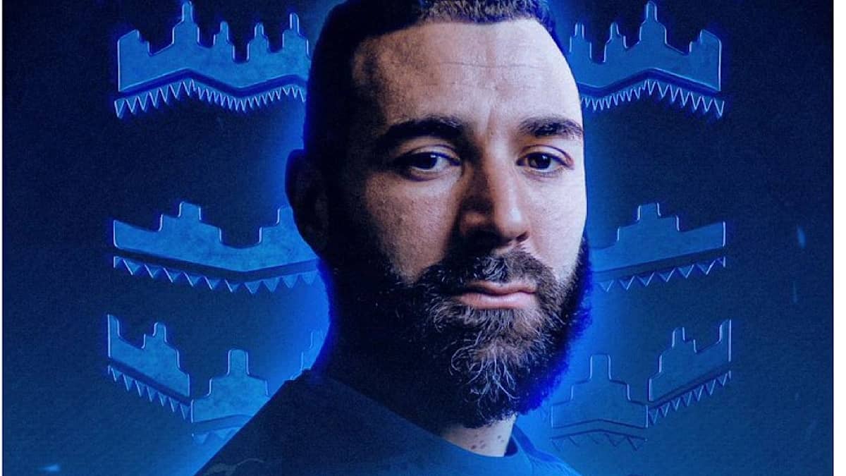 الهلال يعلن ضم كريم بنزيما رسمياً