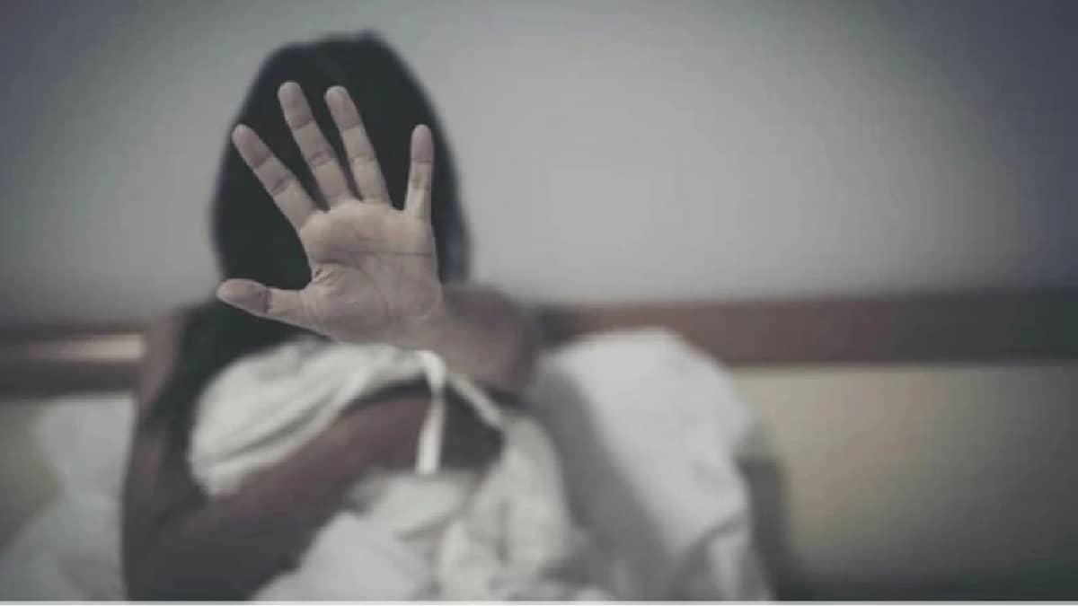 إحباط مزرعة فطر مخدر ومواد خطيرة في شقة بمصر وسجن صاحبها