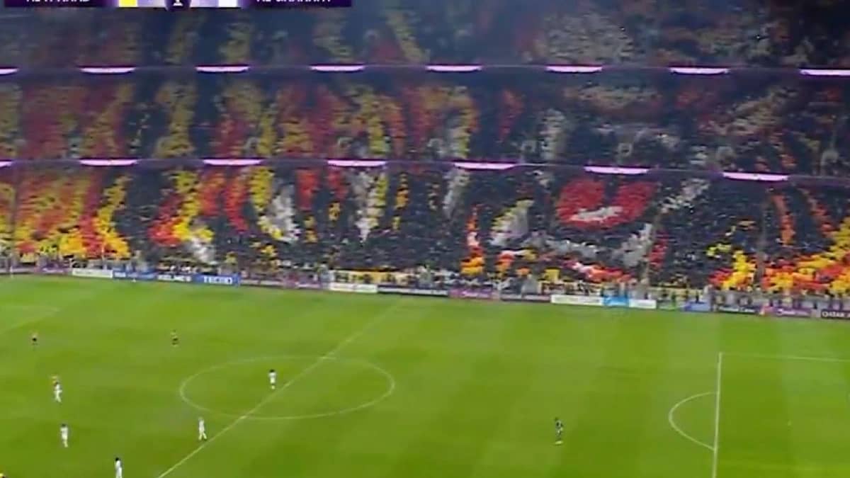 حديث خالد جاسم عن تيفو جماهير الاتحاد خلال مواجهة الغرافة ..فيديو