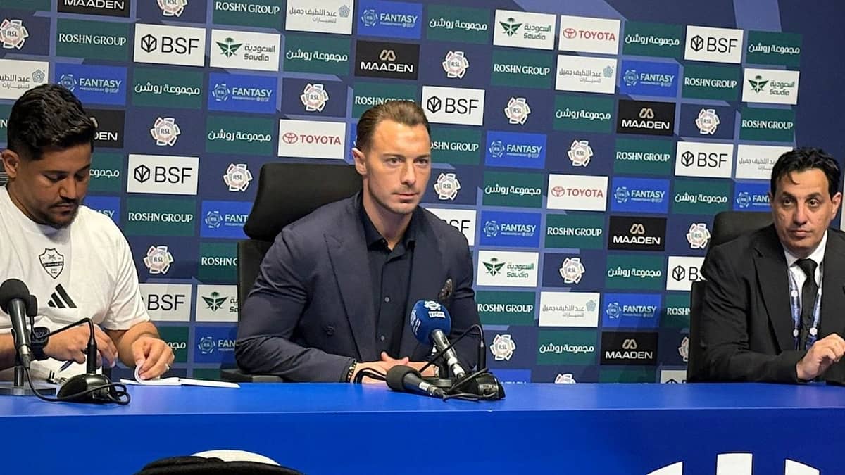 يايسلة يكشف سبب عدم تدعيم فريقه بتعاقدات جديدة