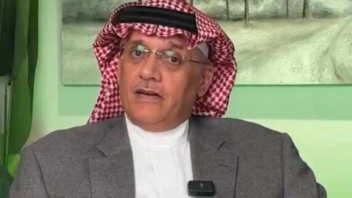 الأمير الوليد بن بدر: كنت أحب ماجد عبدالله ورونالدو الأفضل في دورينا.. فيديو