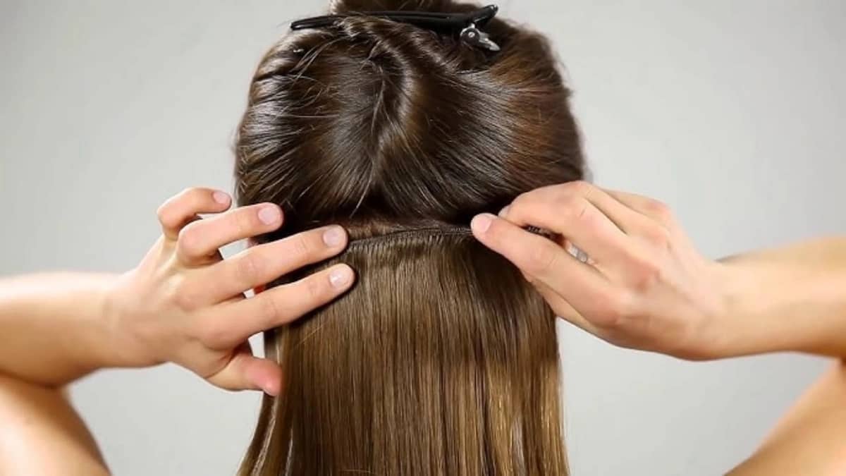 احذري .. وصلات الشعر قد تصيبك بالسرطان واضطرابات الهرمونات