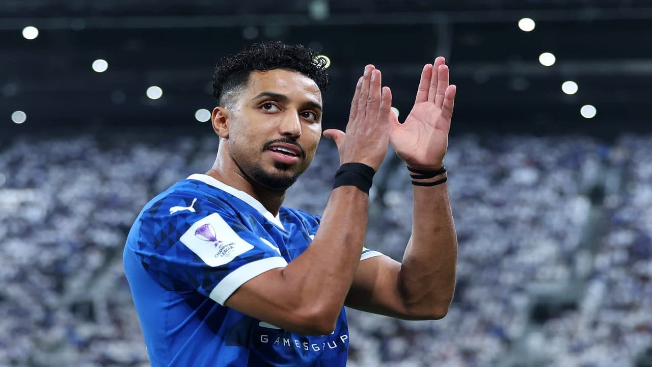 الدعيع: لا أؤيد الأحاديث التي تتحدث عن رحيل سالم الدوسري عن الهلال..فيديو