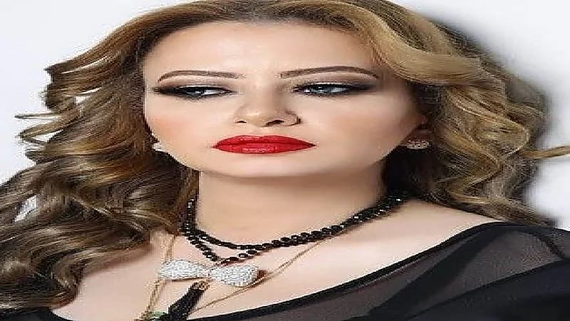 فيديو مثير تنشره" مي العيدان" لابنه إلهام الفضالة وهي تذوب الفيلر