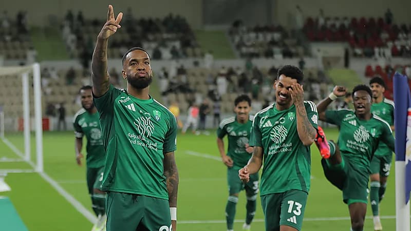 ريال مدريد يضرب موعدًا مع برشلونة في نهائي كأس السوبر .. فيديو وصور