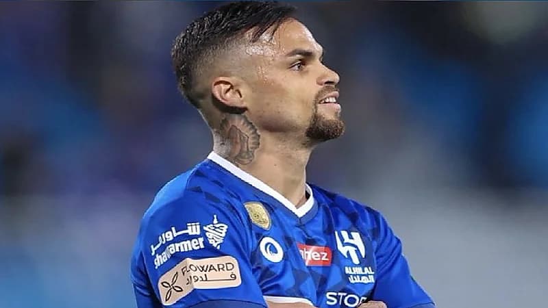 ناد بروشن يقترب من التعاقد مع ميشيل