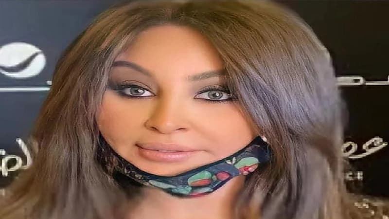 بالفيديو.. إليسا تفاجيء الجمهور بملامح مختلفة في حفلها بالرياض