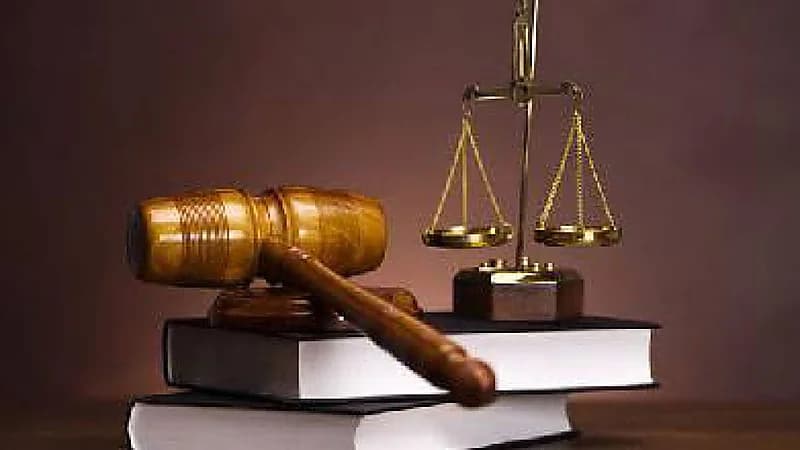 النيابة العامة المصرية تحيل ضابط شرطة وآخرين إلى المحاكمة في واقعة مطروح