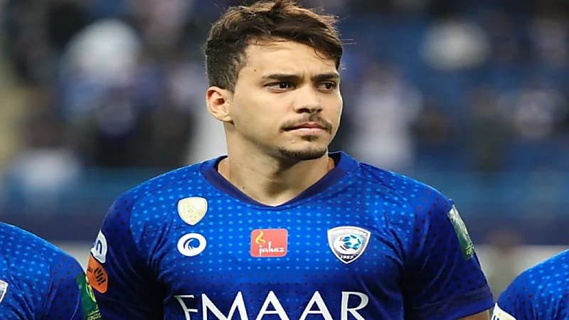 كارلوس إدواردو يقترب من العودة للدوري السعودي