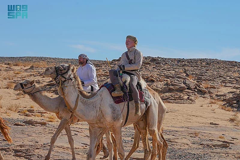 فريقان طبيان ينجحان في استئصال ورم ضخم من سيدة بجدة 