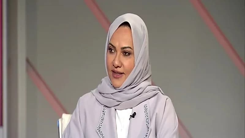 "استشارية": التربع في المجالس للعب البلوت يسبب هشاشة العظام