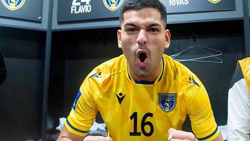 التعاون يُعير رينيه ريفاس إلى اتحاد كلباء لموسم واحد