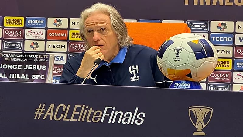 جيسوس يشيد بأخلاق لاعبي جوانغجو ويكشف عن لفتة بعد الهدف السابع