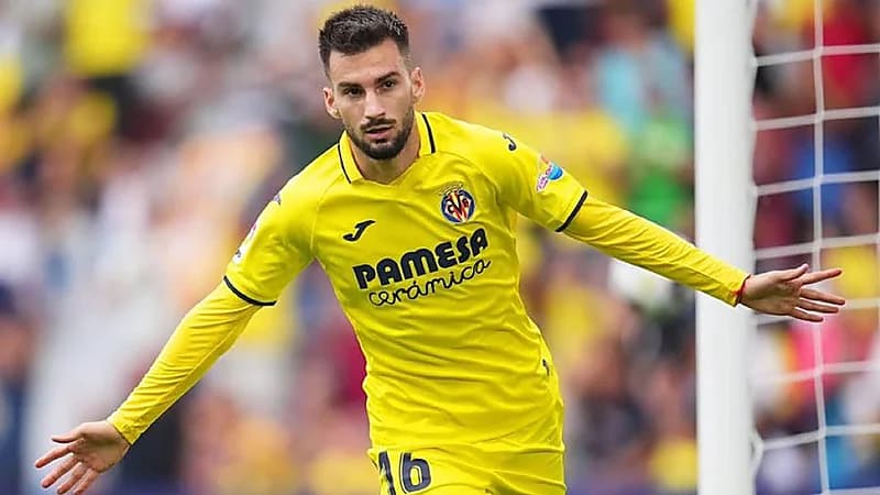 أليكس باينا على رادار الكبار والوجهة لم تُحسم بعد