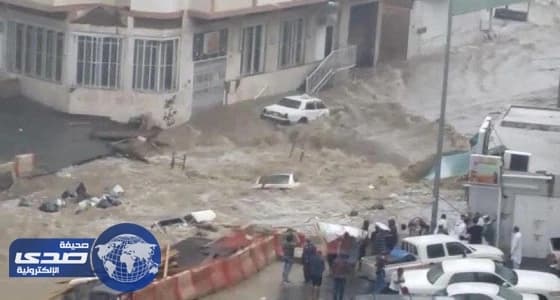إجراء عاجل لأمير مكة لمعرفة أسباب التقصير في مواجهة سيول الطائف