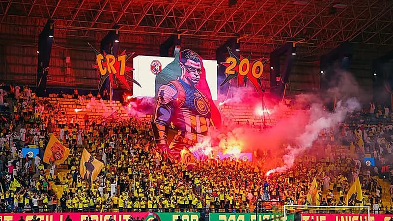 تيفو خاص لذكرى تأسيس نادي النصر