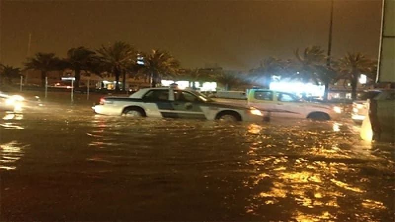 الكشف عن موعد انتهاء موسم الأمطار الهاطلة على المملكة