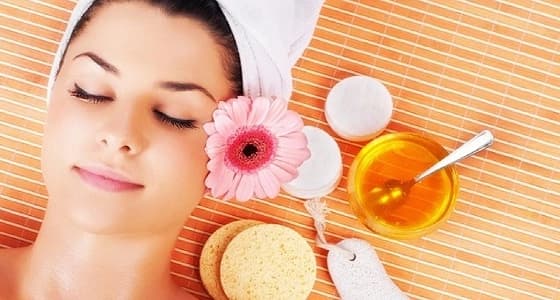 خلطات طبيعية رائجة تضر ببشرتك.. احذريها