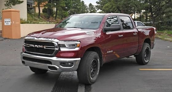 دودج رام ريبل 2020 بمحرك هيلكات تظهر أثناء اختبارها بلا تمويهات