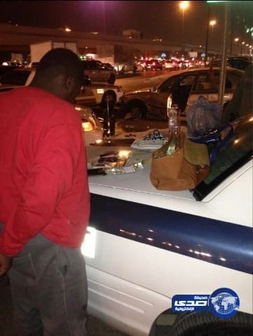  دوريات الأمن بالرياض تضبط شخص امتهن نشل الحقائب النسائية