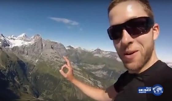 بالفيديو..لحظة مقتل مغامر أثناء تصويره فيلم في جبال الالب