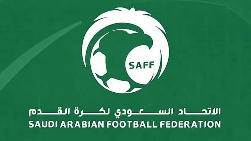 أزمة مشتعلة بين الأندية الأربعة الكبرى واتحاد كرة القدم