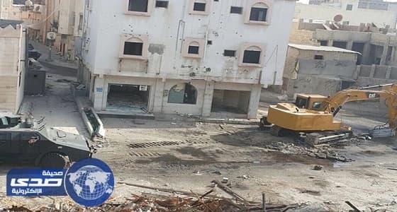 محافظ القطيف يكشف حقيقة مزاعم إجبار الأهالي على ترك مساكنهم بحي المسورة