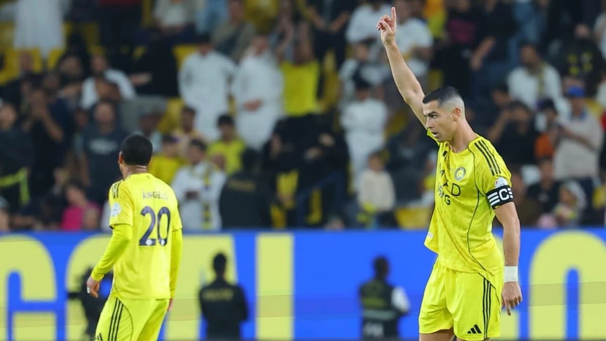 النصر يتغلب على الفيحاء بثنائية