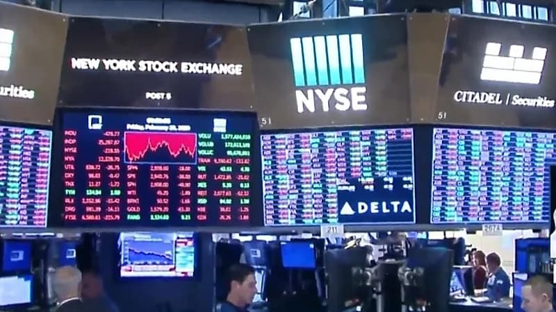 بالفيديو.. محلل مالي: الخوف ليس من "أوميكرون" وإنما من ردة فعل الحكومات