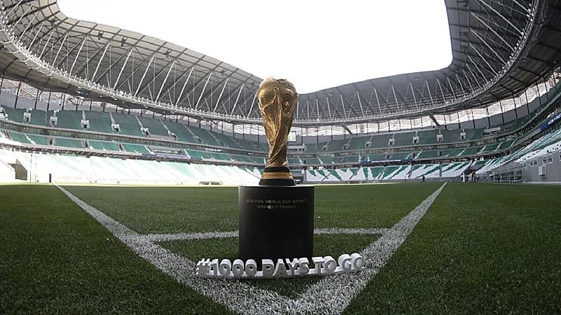 أمير قطر: هناك من لا يقبل استضافة دولة عربية مسلمة كأس العالم